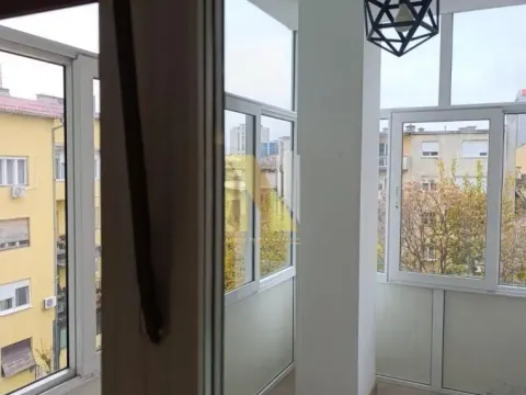 Rent, office space, 80m², Stari grad, Novi Sad - image 10