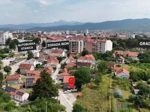 Kuća in Centar