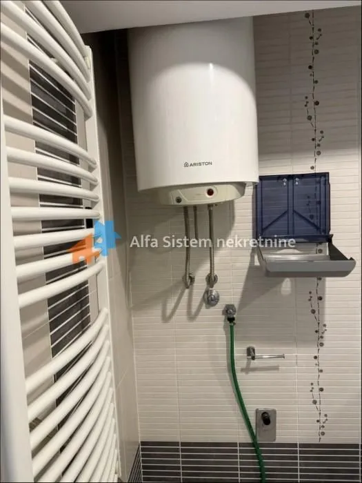 Rent, office space, 144m², Južni Bulevar, Vračar Sve Podlokacije