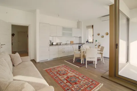 Prodaja, dvosoban stan, 73m², Mažina, Tivat - image 1