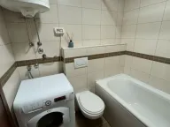 Izdavanje, jednosoban stan, 54m², City Kvart, Podgorica - image 8