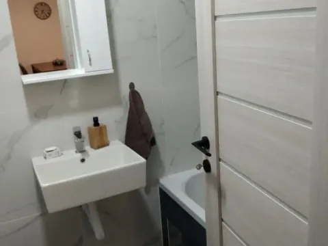 Izdavanje, dvosoban stan, 44m², Nova Detelinara, Novi Sad Sve Podlokacije - image 2