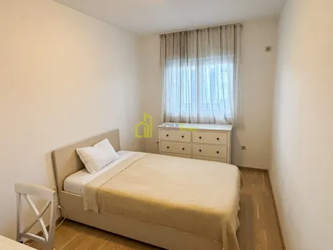 Rent, two bedroom apartment, 71m², City Kvart, Podgorica - image 6