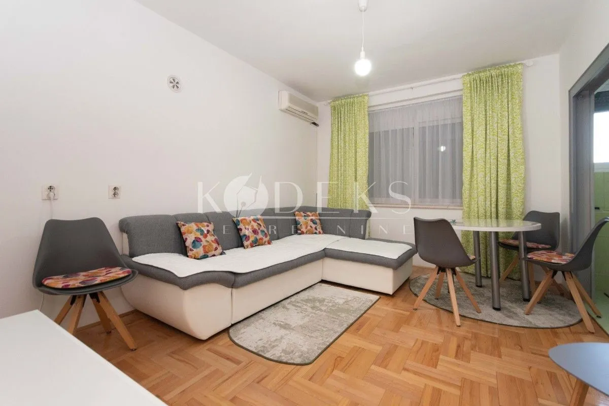 Rent, one bedroom apartment, 46m², Centar, Podgorica