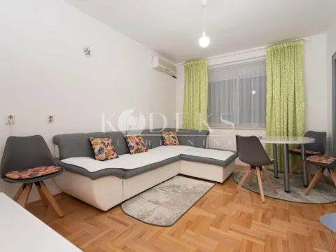 Rent, one bedroom apartment, 46m², Centar, Podgorica - image 1