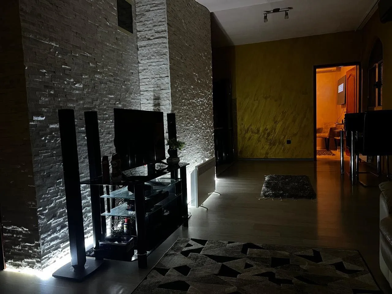 Rent, apartment, 47m², Podgorica, Crna Gora