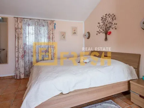 Prodaja, kuća, 240m², Kotor, Crna Gora - image 14