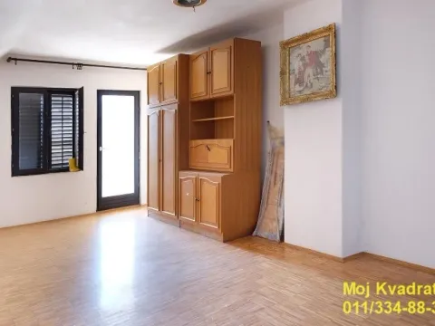  House for Sale, 179m2, Leštane, Grocka, Beograd