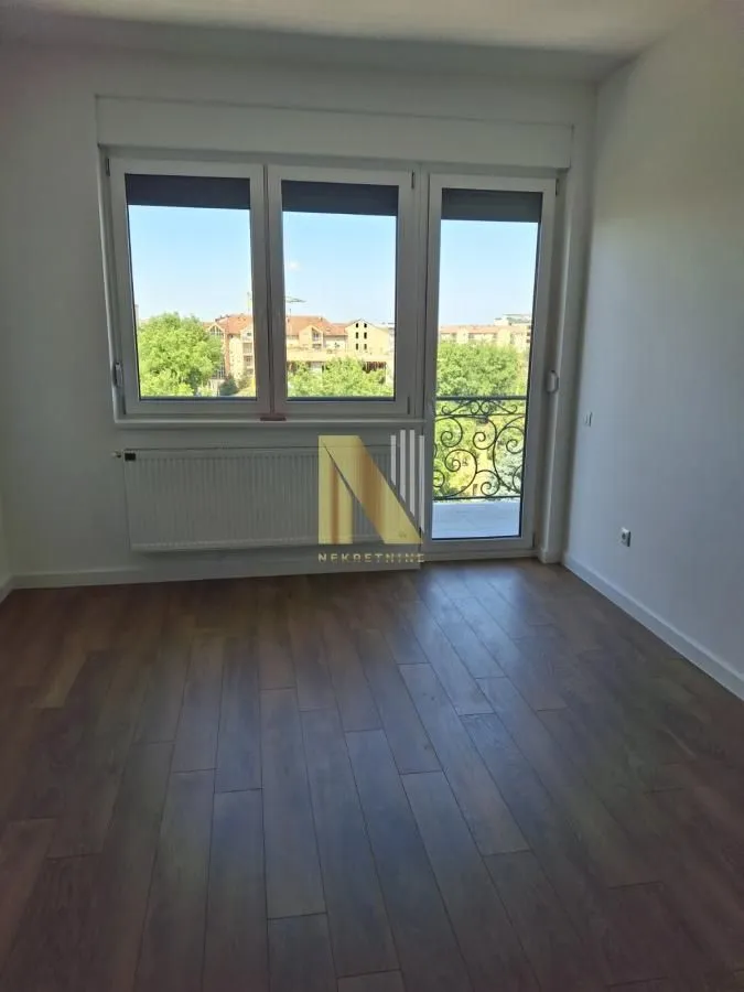 Prodaja, trosoban stan, 78m², Centar, Subotica