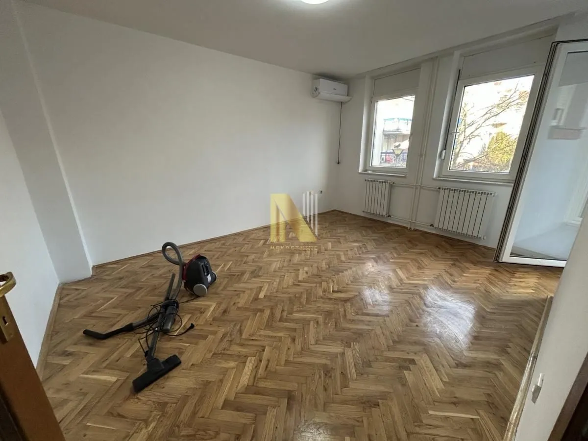 Sale, one bedroom apartment, 35m², Novo naselje, Novi Sad