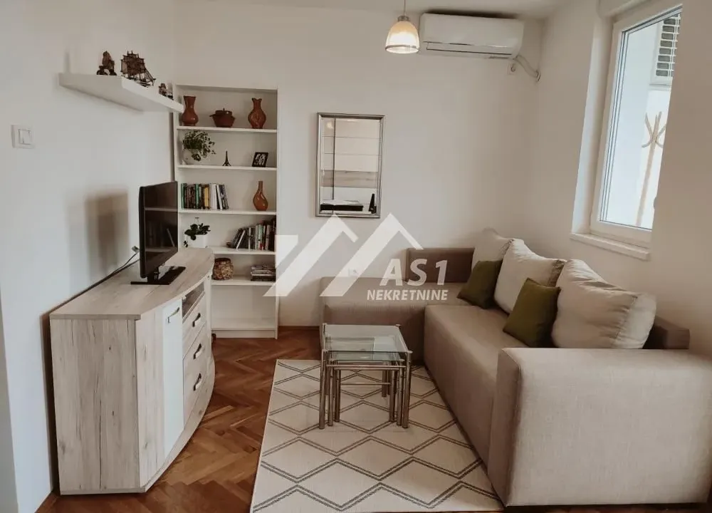 Rent, apartment, 33m², Klisa, Novi Sad Sve Podlokacije
