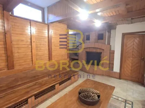 Rent, apartment, 220m², Savski Venac, Beograd - image 15