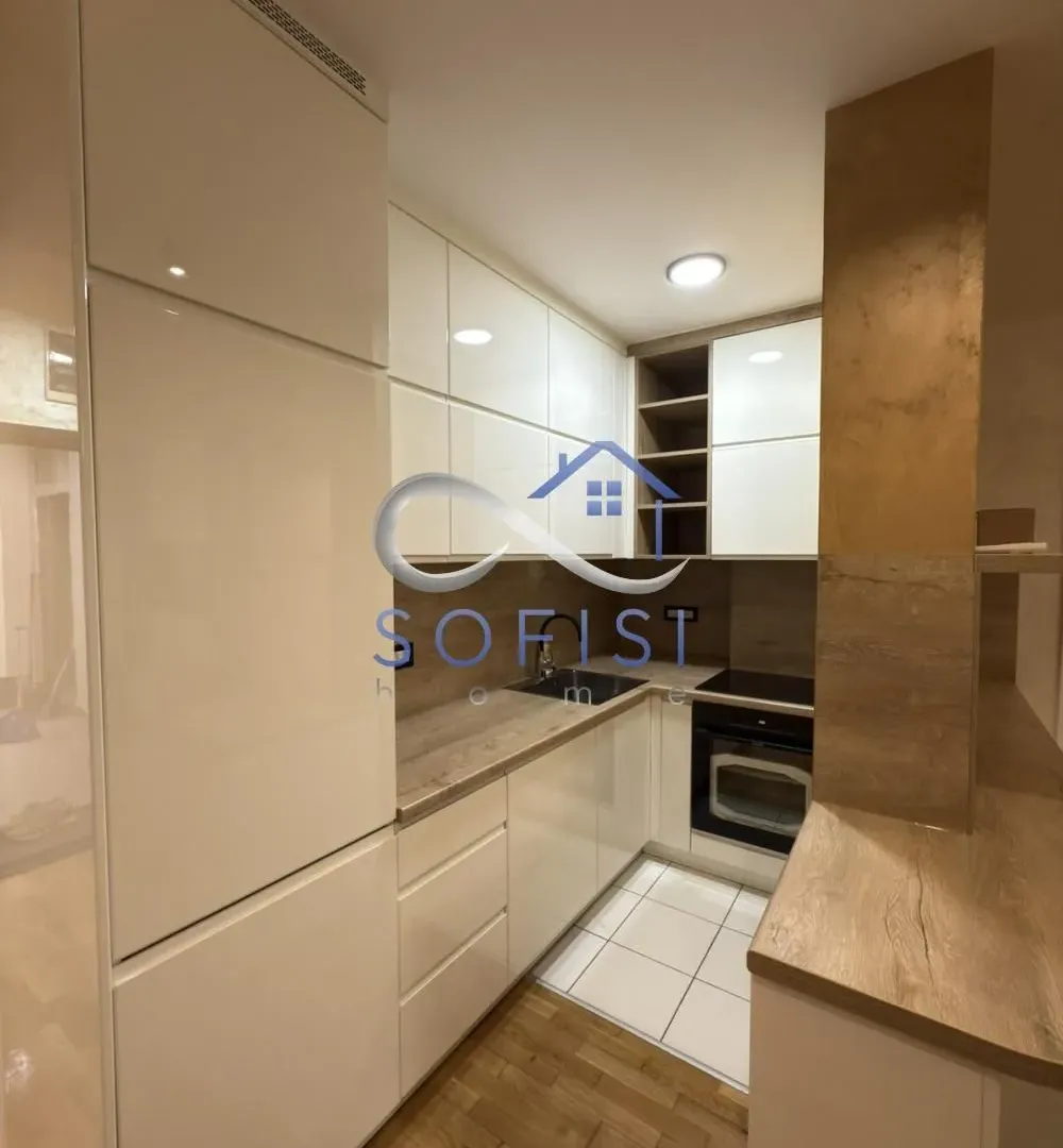Izdavanje, četvorosoban stan, 93m², Novi Sad Sve Podlokacije, Novi Sad