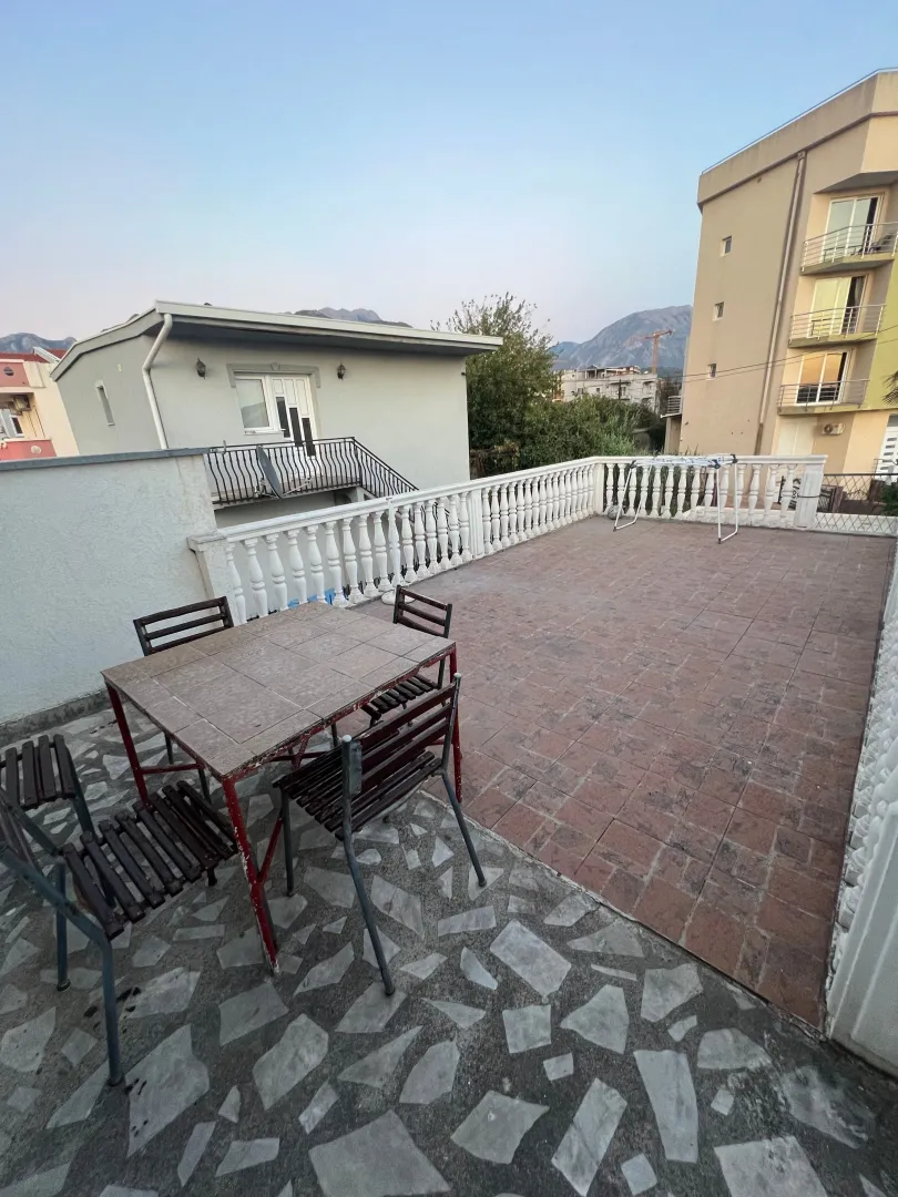 Rent, two bedroom apartment, 75m², Ilino, Bar