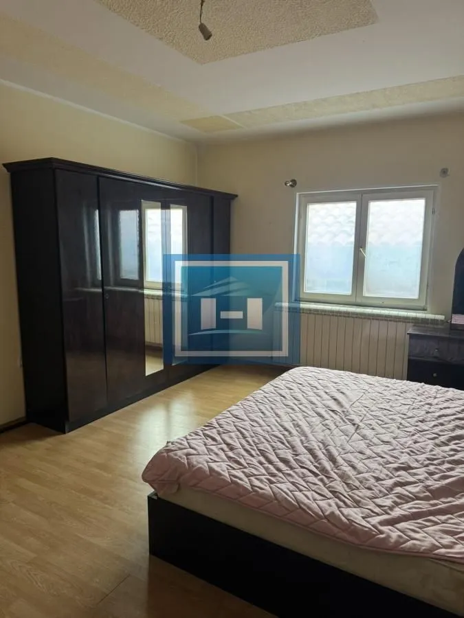 Prodaja, kuća, 214m², Dom Zdravlja, Ćuprija