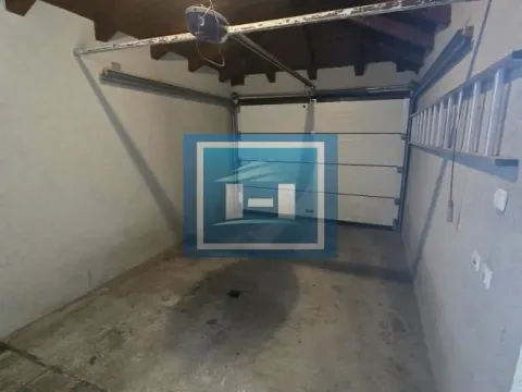 Sale, house, 370m², Vranje, Srbija - image 39