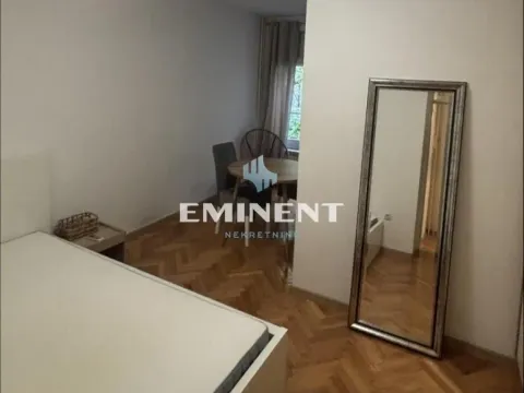 Izdavanje, dvosoban stan, 40m², Stari Grad, Beograd - image 5