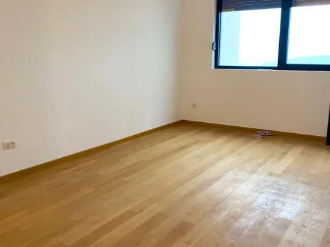 Sale, one bedroom apartment, 42m², Bečići, Budva - image 10