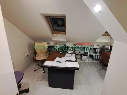 Izdavanje, poslovni prostor, 100m², Banatić, Novi Sad Sve Podlokacije - image 12