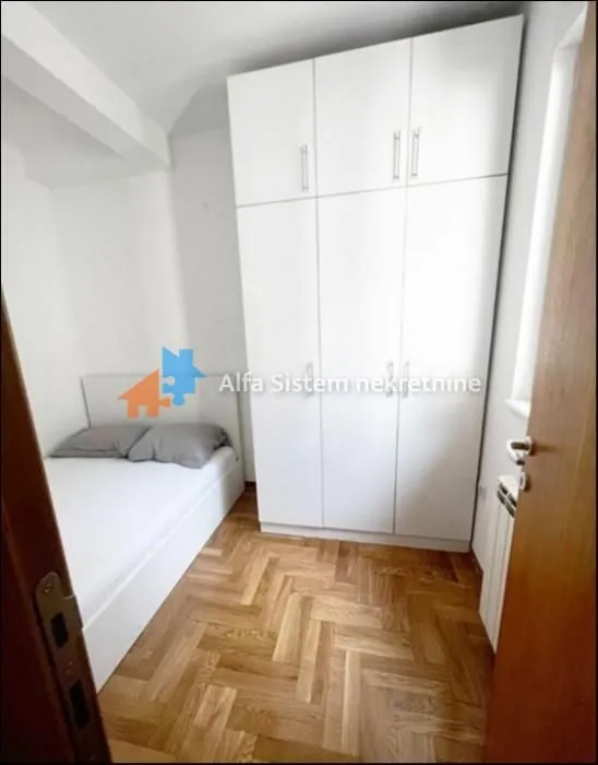 Rent, two bedroom apartment, 50m², Slavija, Vračar Sve Podlokacije