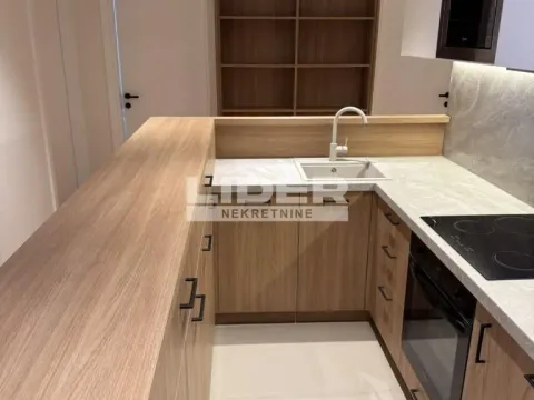 Izdavanje, četvorosoban stan, 90m², Zvezdara Sve Podlokacije, Beograd - image 9