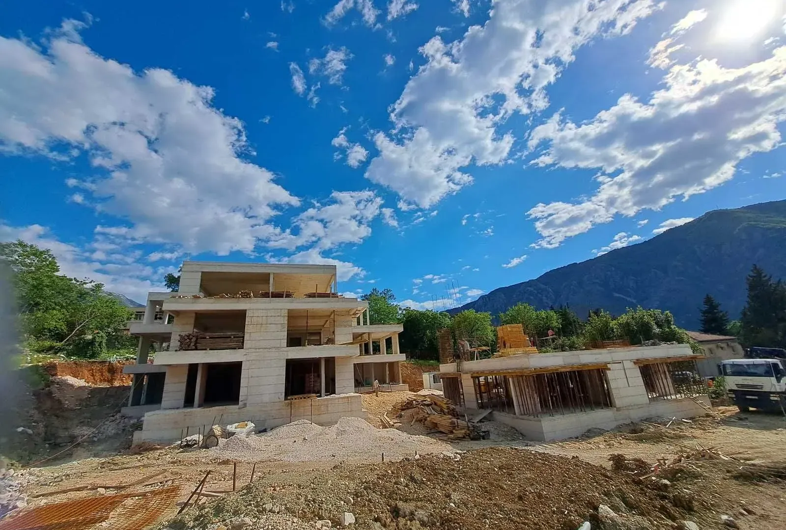 Sale, two bedroom apartment, 72m², Dobrota, Kotor