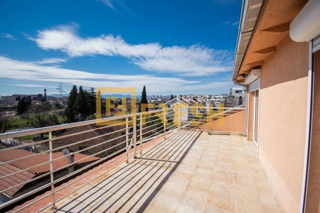 Prodaja, stan, 71m², Gorica C, Podgorica