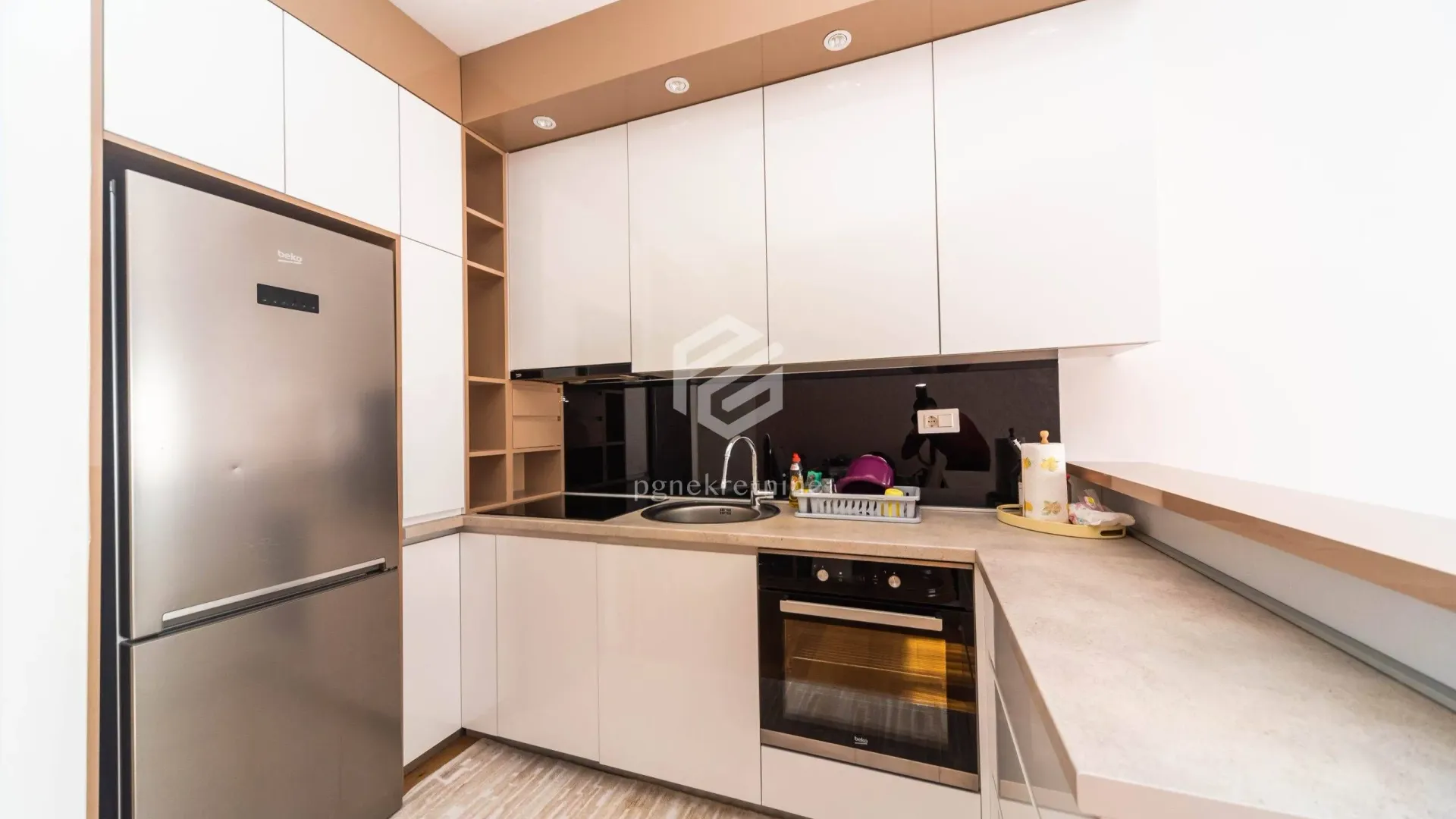 Sale, two bedroom apartment, 61m², Blok 9, Podgorica