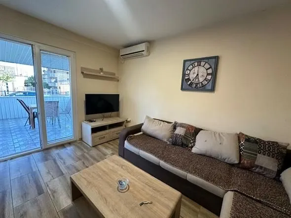 Rent, house, 70m², Tološi, Podgorica