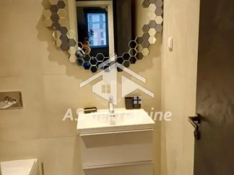 Izdavanje, trosoban stan, 80m², Savski Venac, Beograd - image 31