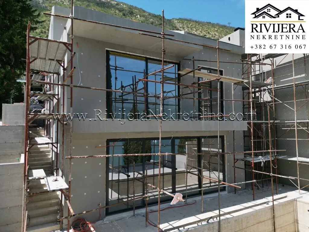 Prodaja, kuća, 237m², Njivice, Herceg Novi