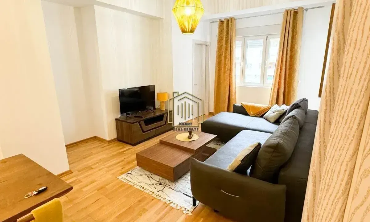 Izdavanje, trosoban stan, 74m², Ljubović, Podgorica