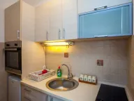 Rent, two bedroom apartment, 55m², Radovići, Tivat - image 3