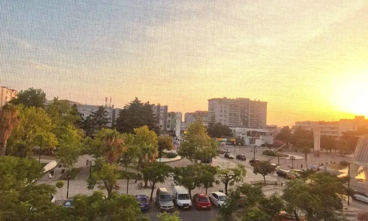 Izdavanje, jednosoban stan, 55m², Centar, Bar