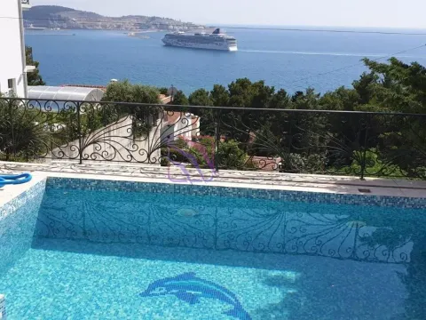 Prodaja, kuća, 252m², Šušanj, Bar - image 39