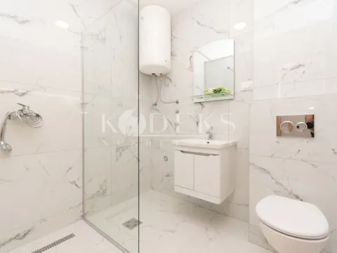 Rent, office space, 50m², Momišići, Podgorica - image 8