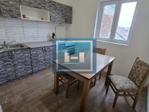 Prodaja, stan, 49m², Leskovac, Srbija - image 2