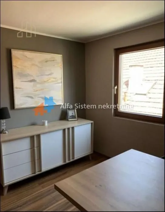 Rent, two bedroom apartment, 80m², Filmski Grad, Beograd