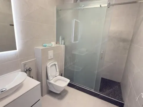 Sale, three bedroom apartment, 104m², Bečići, Budva - image 17