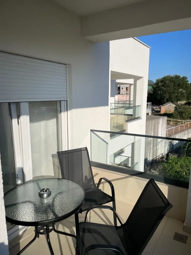 Rent, one bedroom apartment, 46m², Radanovići, Kotor