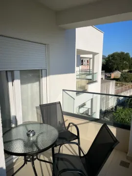 Rent, one bedroom apartment, 46m², Radanovići, Kotor - image 11