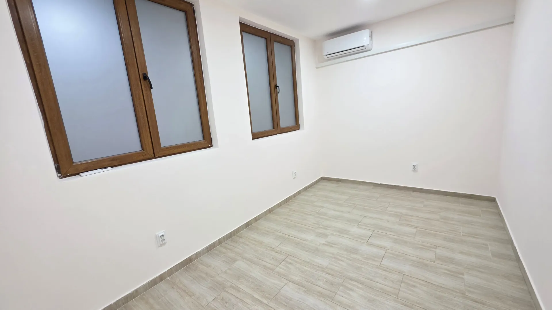 Rent, office space, 55m², Tološka šuma, Podgorica