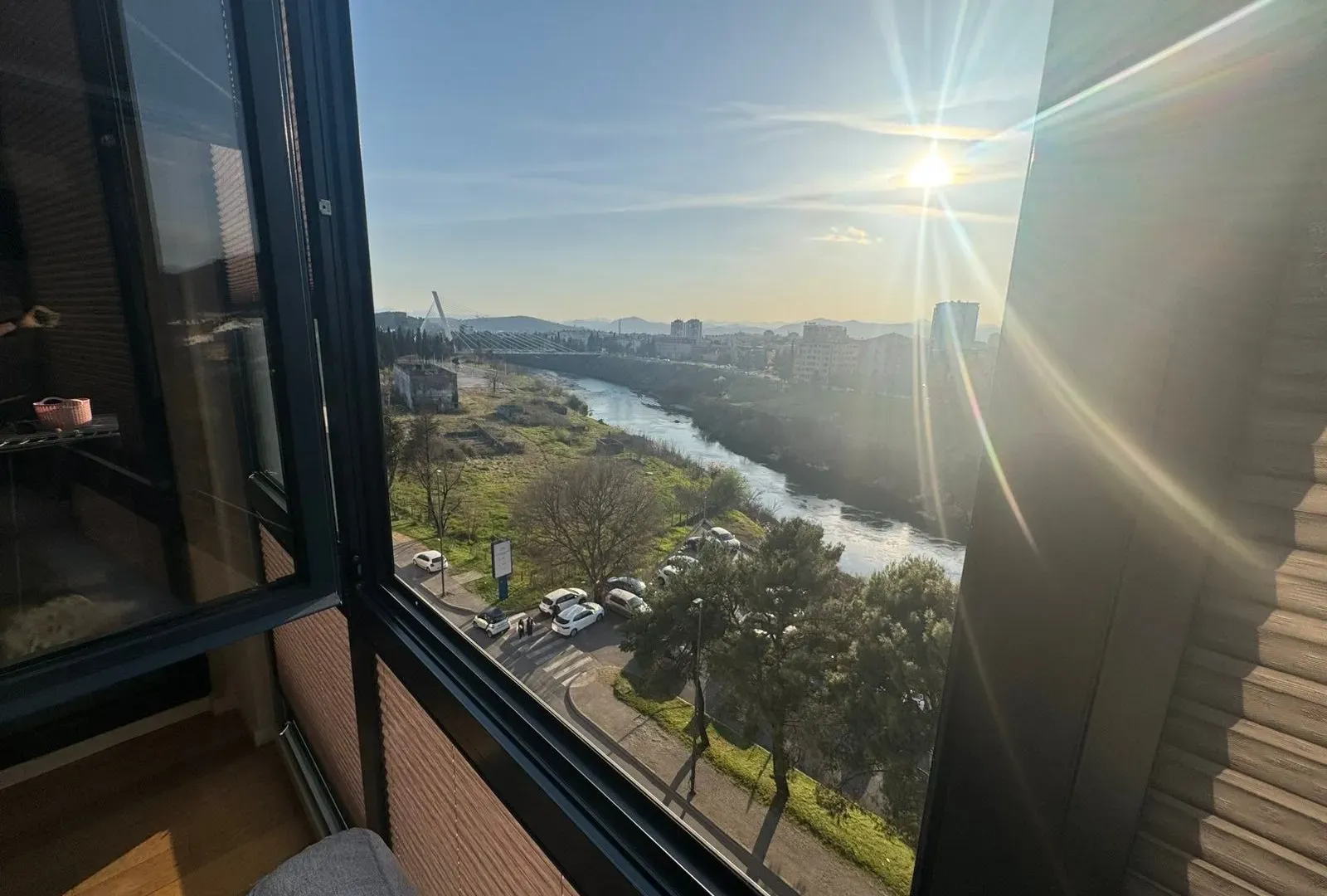 Izdavanje, jednosoban stan, 47m², Pod Goricom, Podgorica