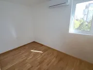 Prodaja, trosoban stan, 93m2, Blok 5, Podgorica