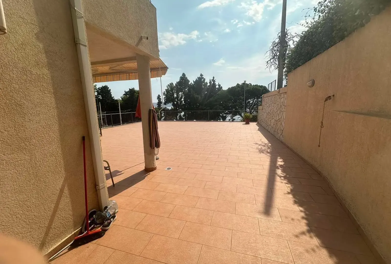 Sale, house, 515m², Bar, Crna Gora