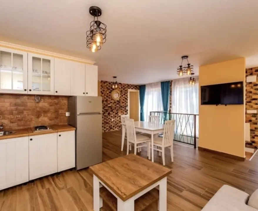 Izdavanje, stan, 65m², Sutomore, Bar