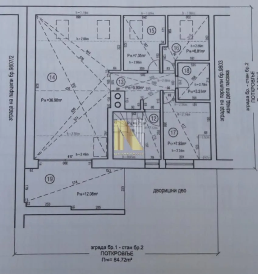 Prodaja, kuća, 199m², Socijalno, Novi Sad Sve Podlokacije