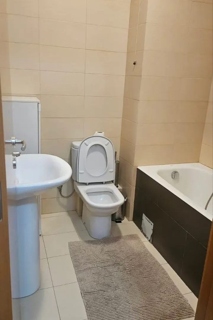 Izdavanje, dvosoban stan, 70m², Autobuska stanica, Podgorica