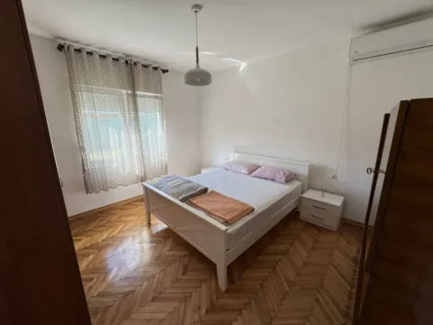Rent, house, 80m², Dalmatinska ulica, Podgorica - image 7