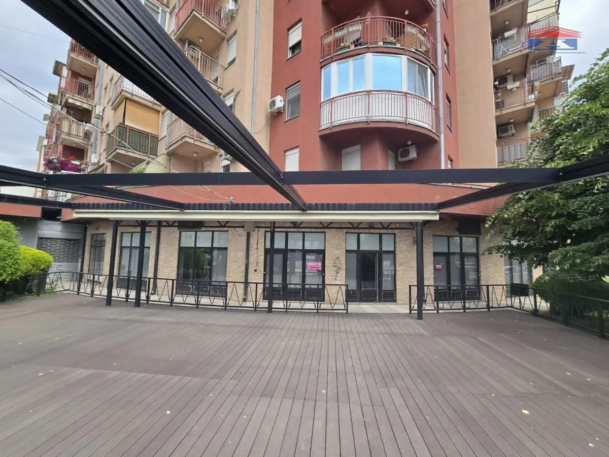 Rent, office space, 246m², Železnička Stanica, Novi Sad Sve Podlokacije